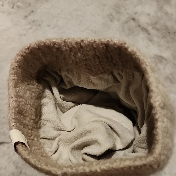 Kids Toque - Picture 2 of 2